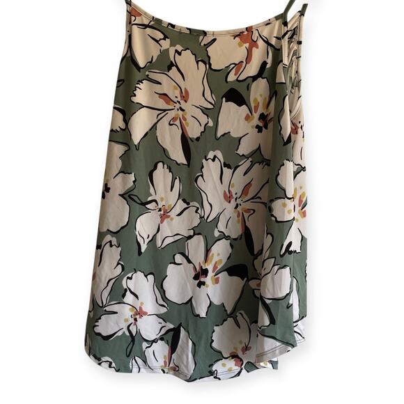 NWT WEST K Floral Knit Cami Wrap Front top in Green Floral - Women's size Medium - Picture 7 of 8